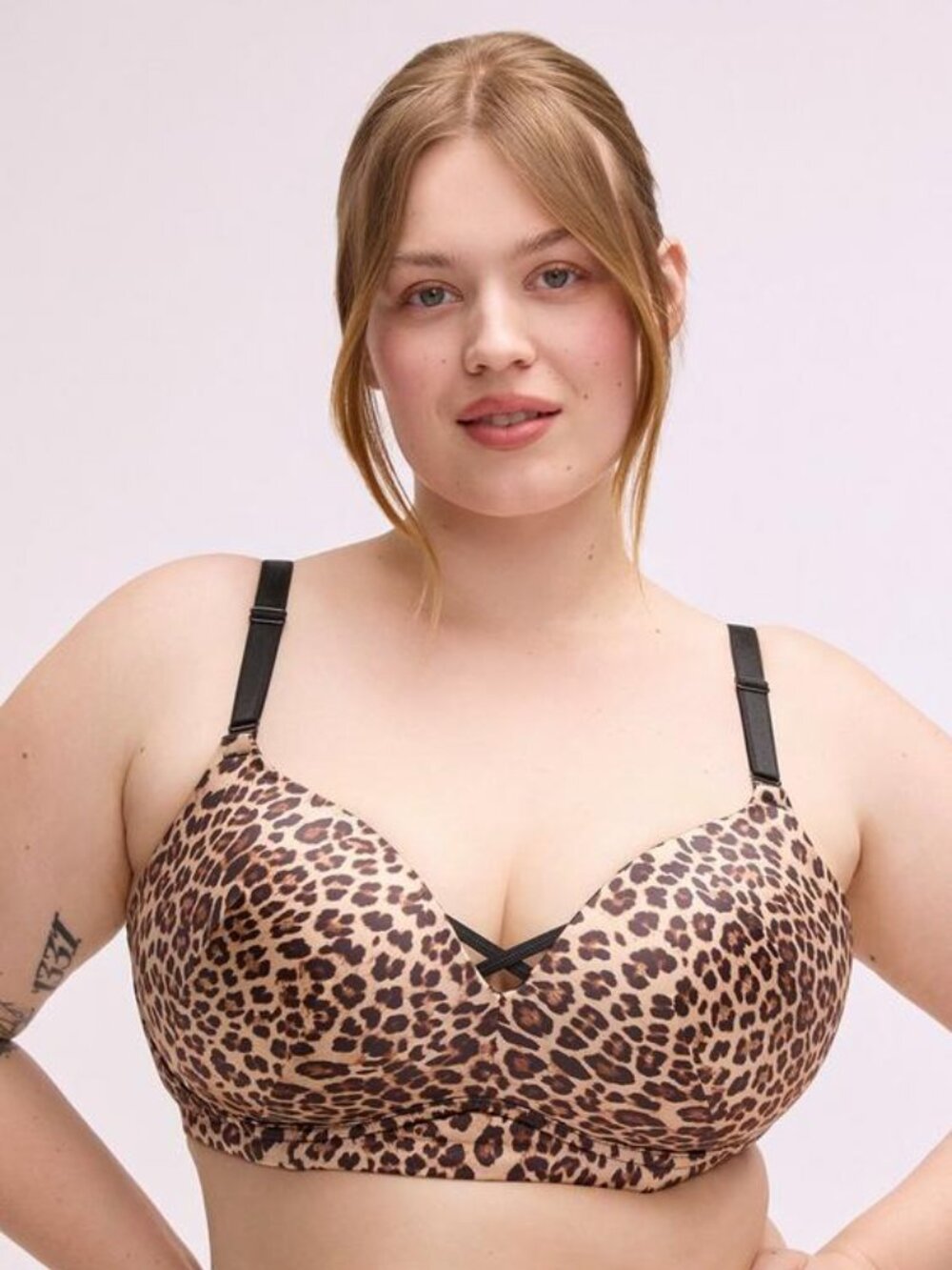 Torrid  NWT Wire-Free Push-Up Shine Bra Size 42B Shine Collection - Picture 9 of 9